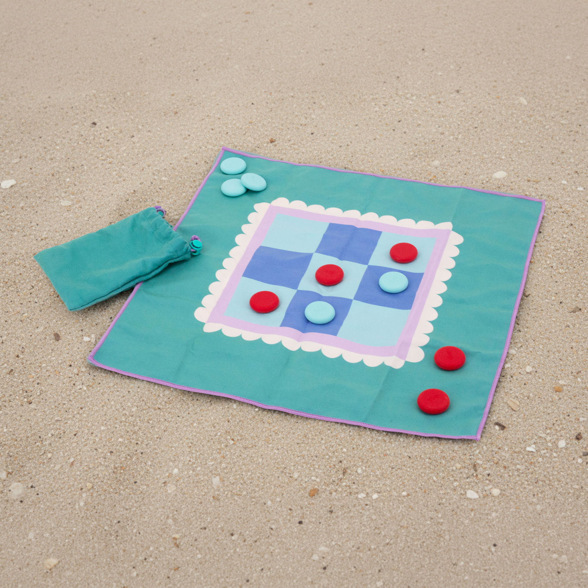 quut-serviette-de-jeu-r-versible-morpion-jeu-de-l-oie-plage image 7