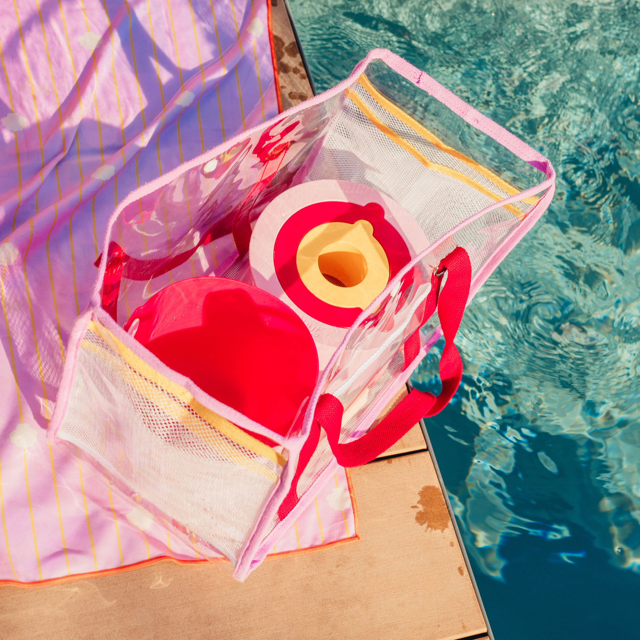 quut-beach-essential-set-cherry-ensemble-de-plage-3-pi-ces-bucki-raki-magic-shap image 7