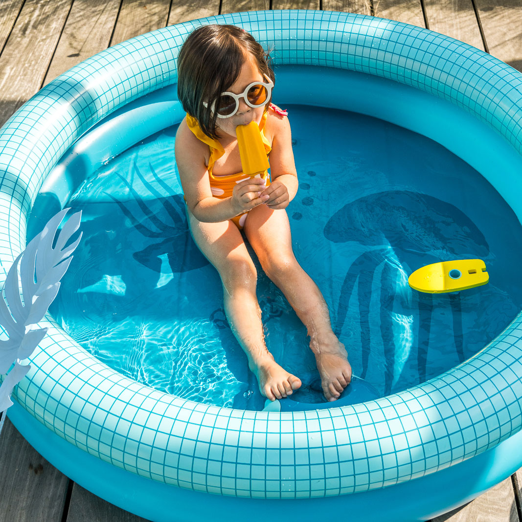 quut-dippy-petite-piscine-enfant-tropicale image 3