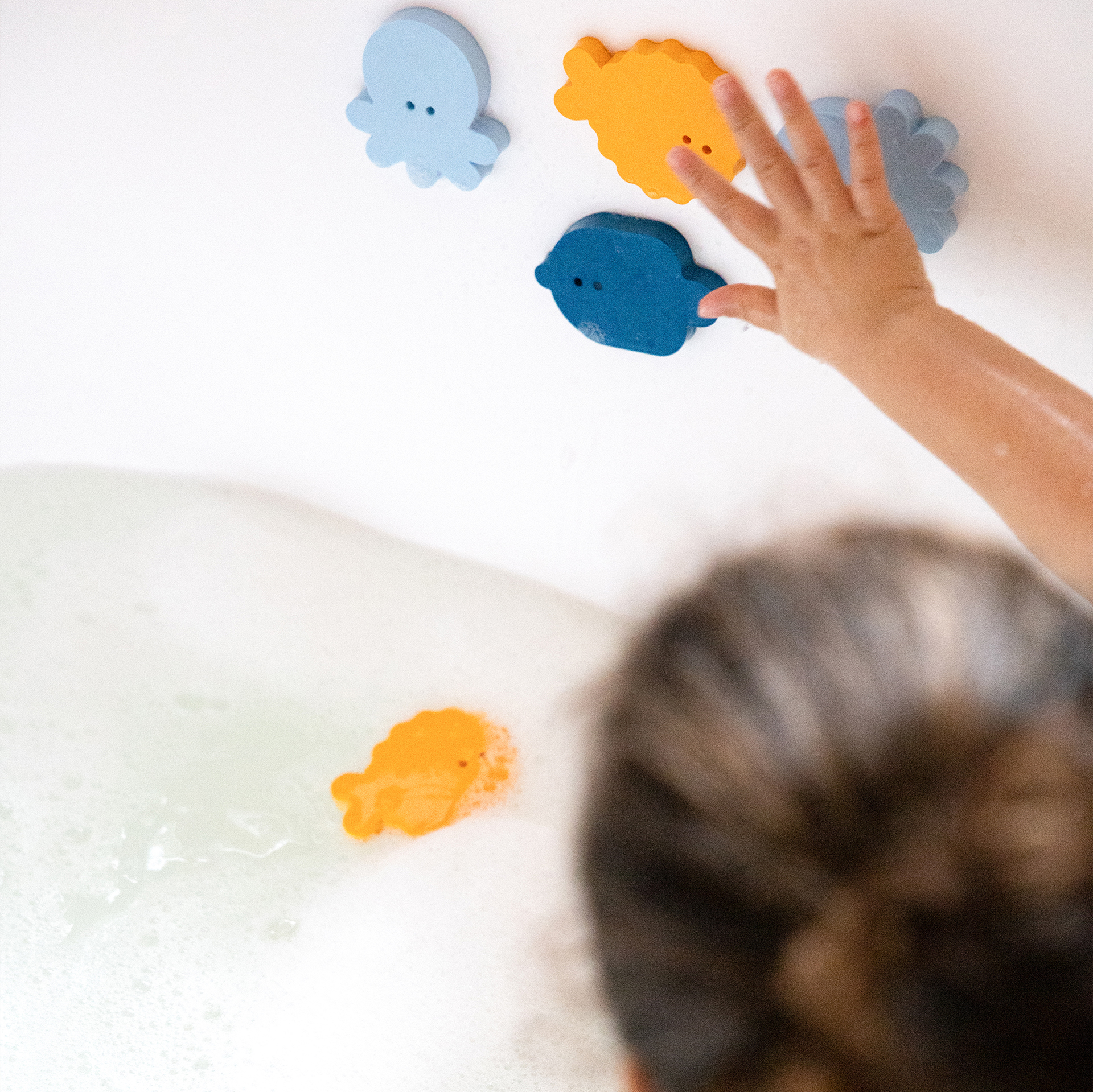 quut-autocollants-de-bain-de-p-che-en-haute-mer-blocs-mousse-flottants-canne image 4