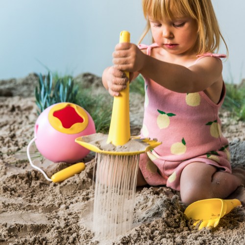 quut-raki-banana-pink-r-teau-de-plage-enfant image 7