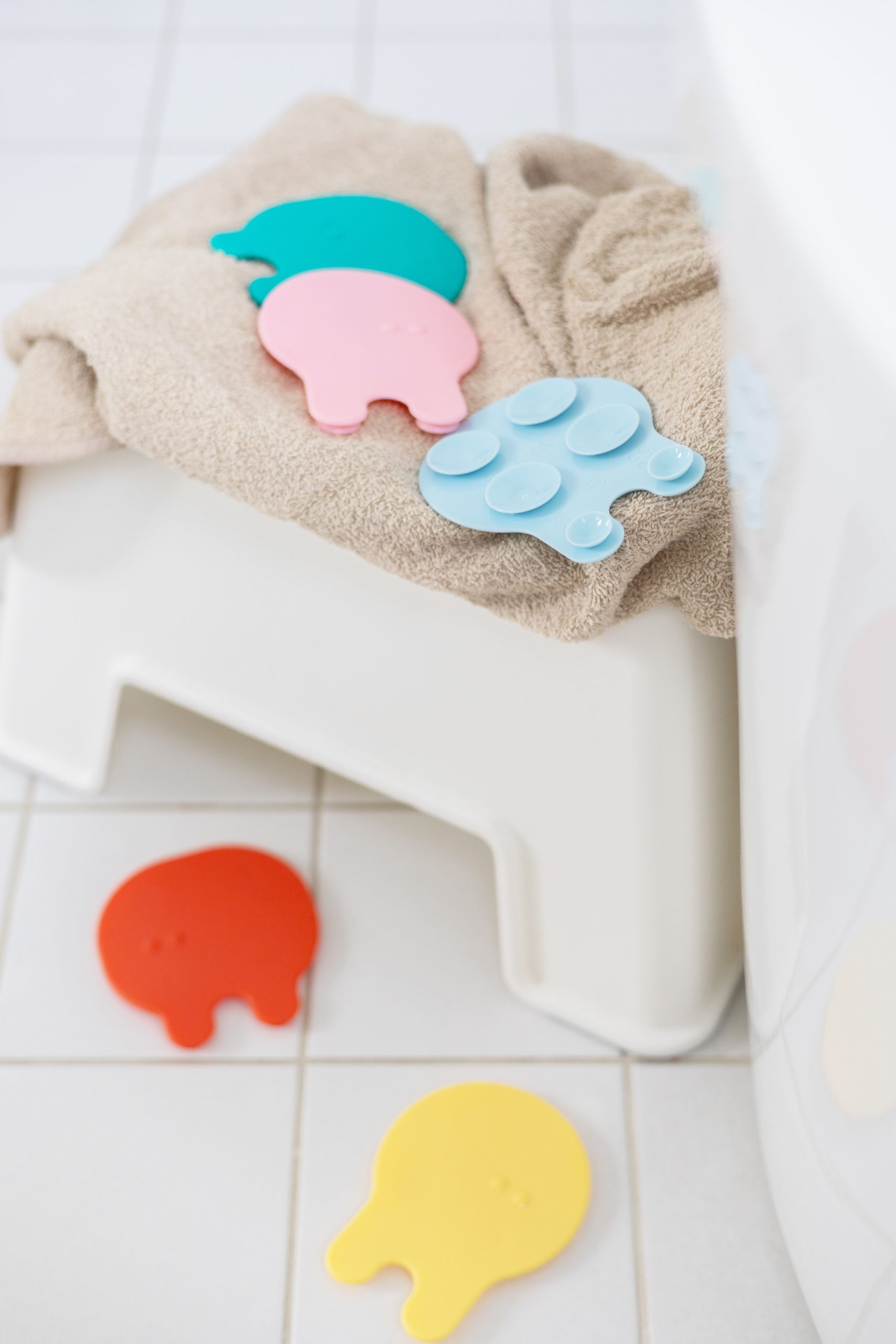 quut-grippi-16-pi-ces-antid-rapants-bain-ludiques image 3