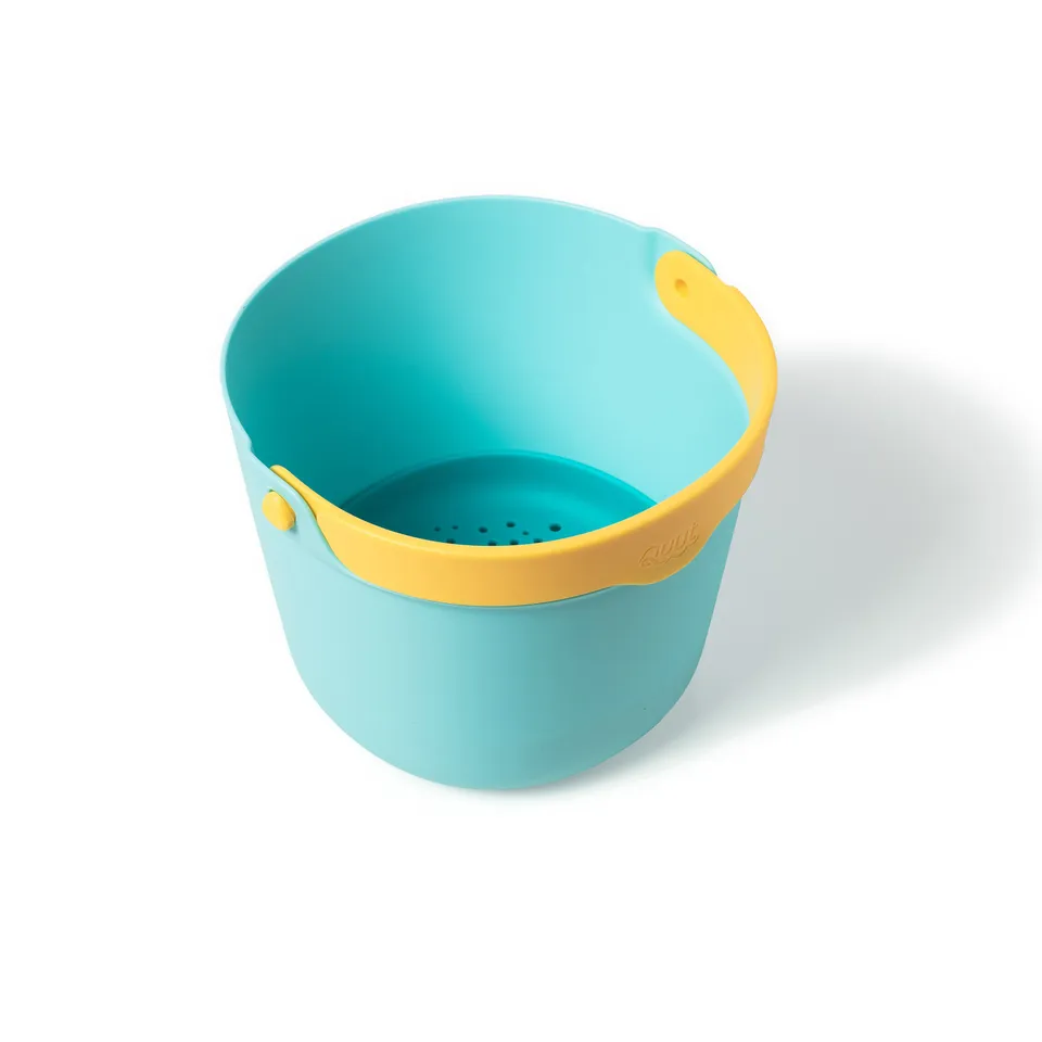 quut-bucki-banana-blue-seau-de-plage-empilable image 1