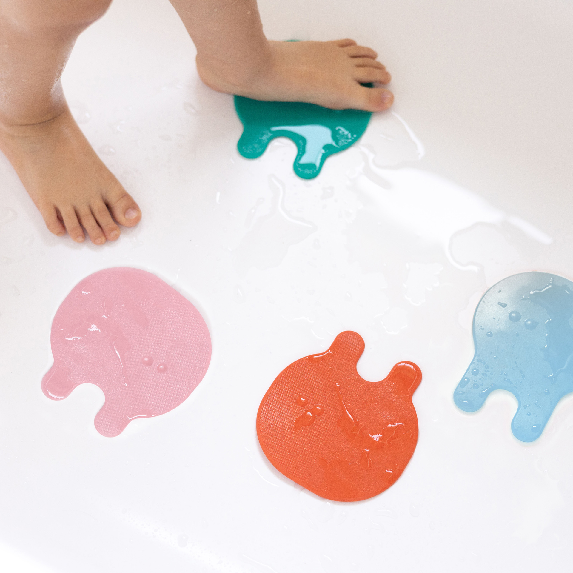 quut-grippi-minty-yellow-8-pi-ces-ventouses-bain image 8