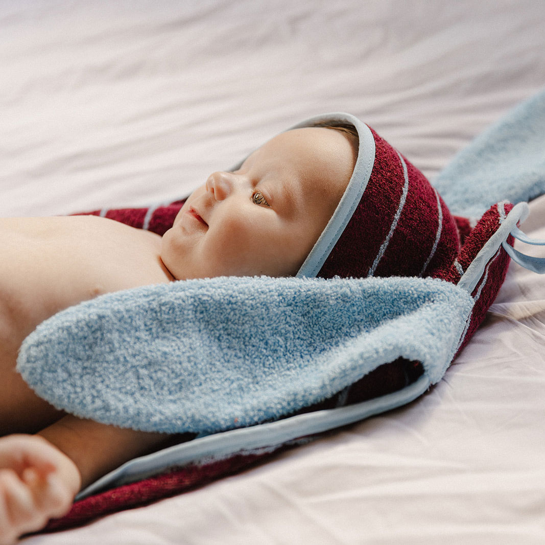 quut-hoppi-bunny-poncho-de-plage-microfibre-enfant image 5