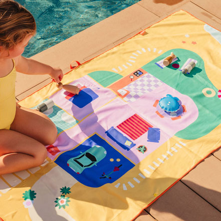 quut-maison-de-poup-e-serviette-de-jeu-r-versible-enfant image 3