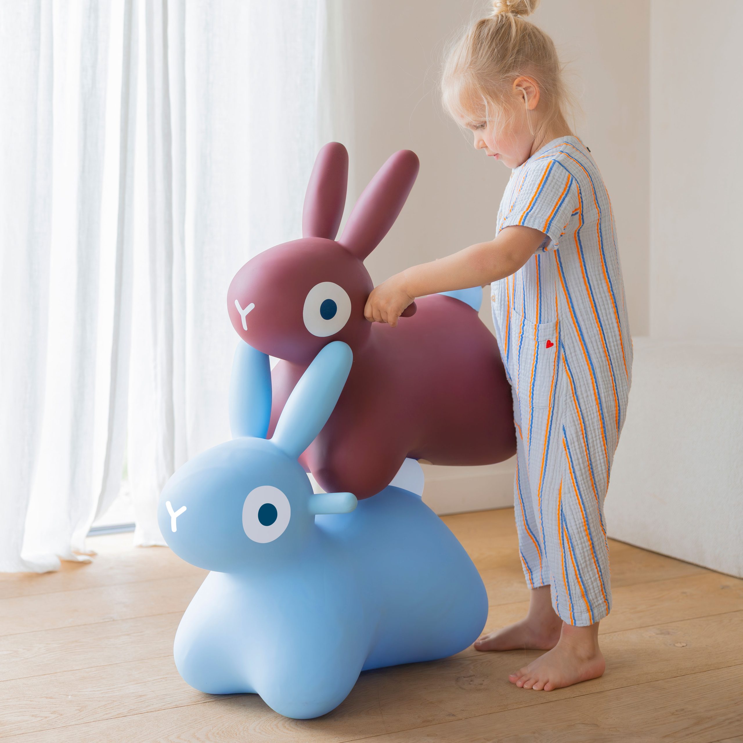 quut-hoppi-bunny-ami-rebondissant-de-jeu image 4