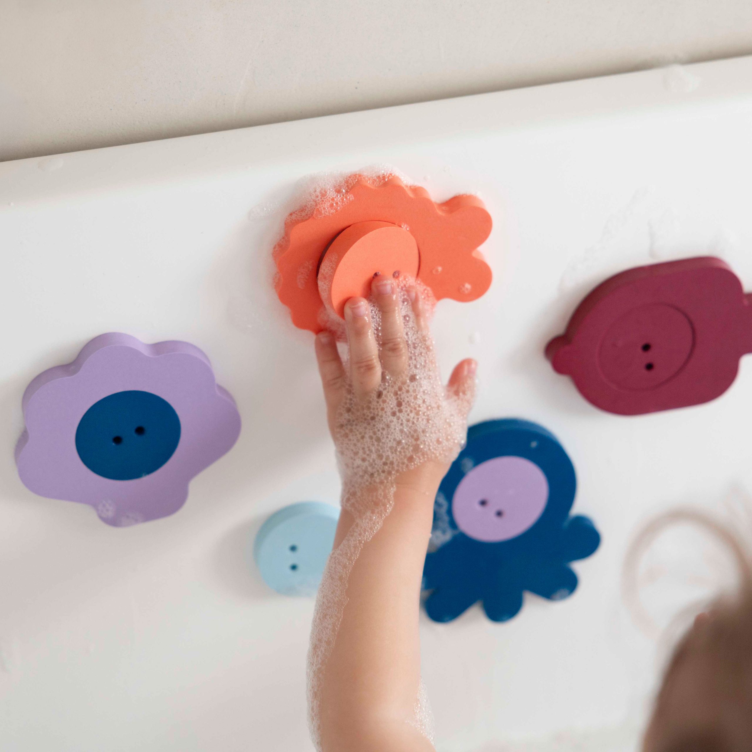 quut-flower-power-puzzle-friends-de-bain image 4