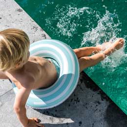 quut-swim-ring-40-cm-garden-green-bou-e-gonflable-enfant image 5