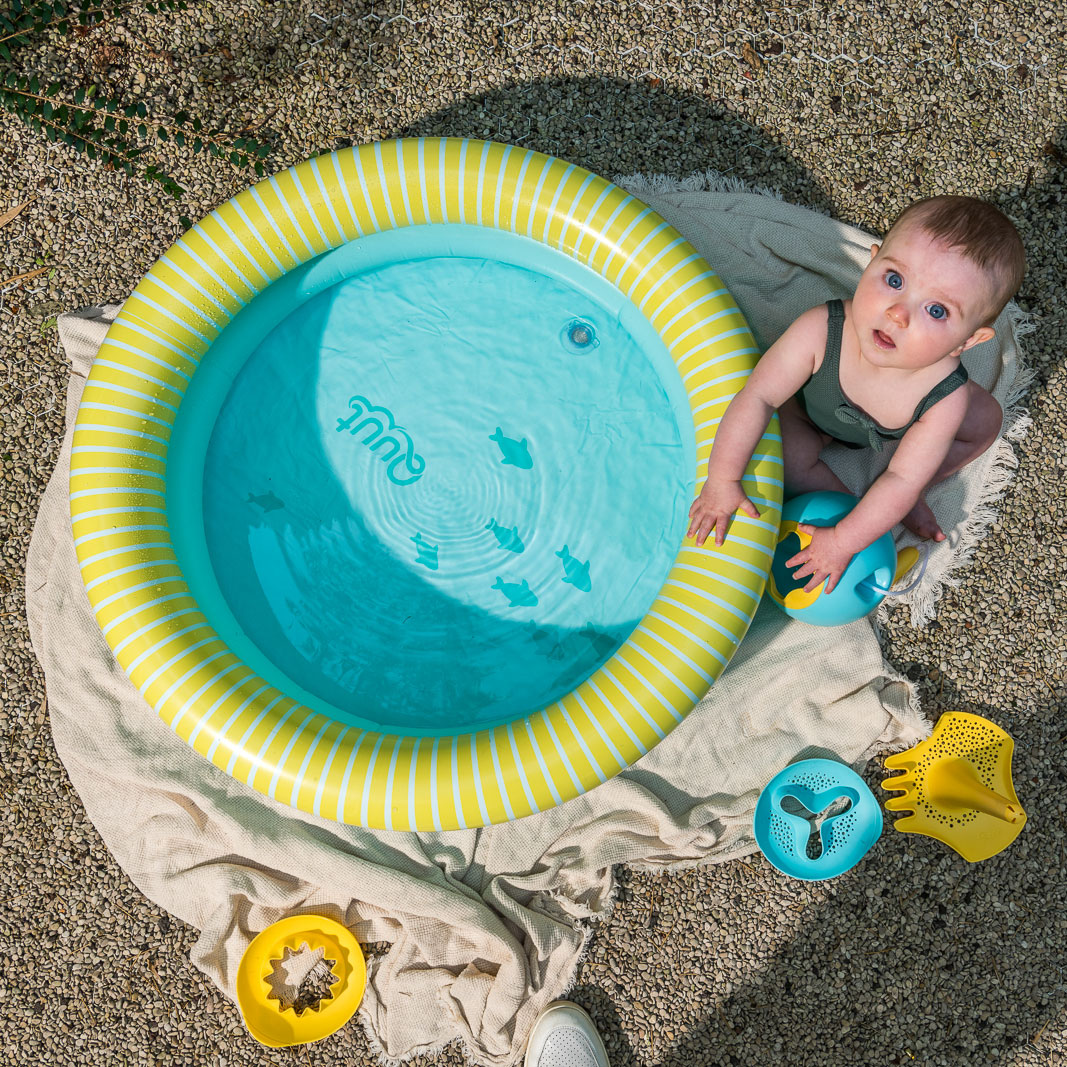quut-cana-small-arrosoir-banana-blue-piscine-dippy image 7